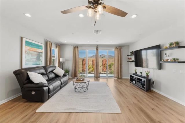 29050 Golden Sunset, Winchester, CA 92596
