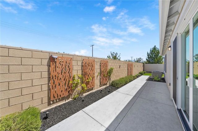 29050 Golden Sunset, Winchester, CA 92596