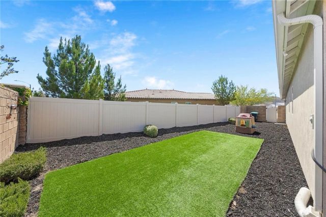 29050 Golden Sunset, Winchester, CA 92596