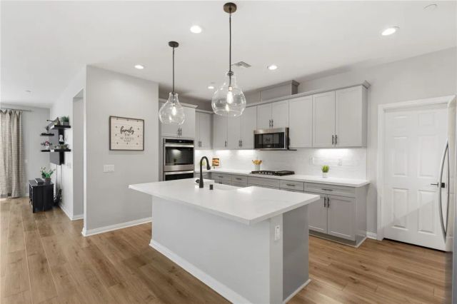 29050 Golden Sunset, Winchester, CA 92596