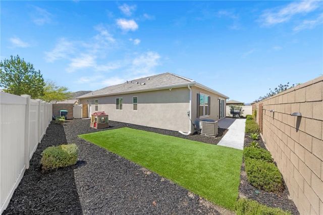 29050 Golden Sunset, Winchester, CA 92596