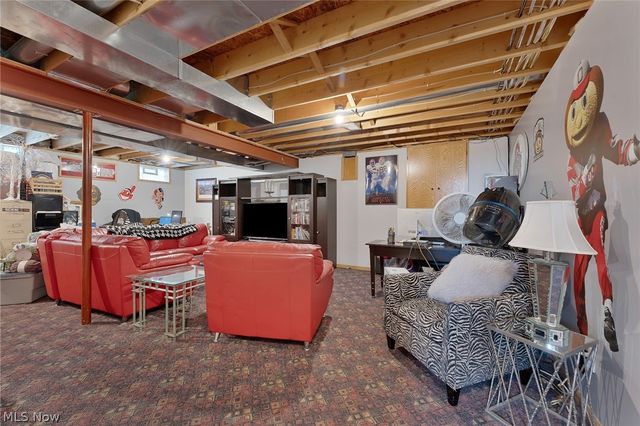 4200 W Candy Apple Court, New Middletown, OH 44442