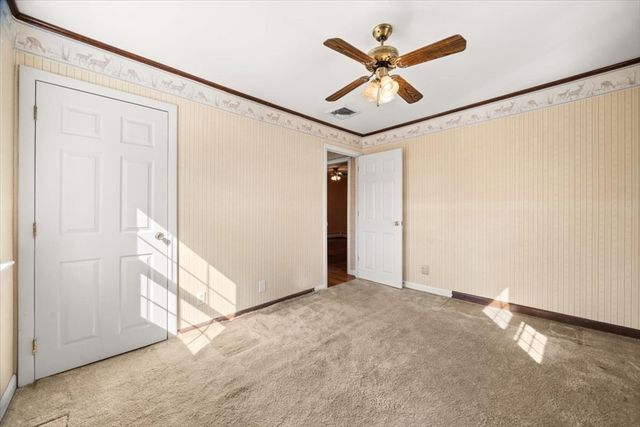 25 Andrew Ave, Taunton, MA 02780