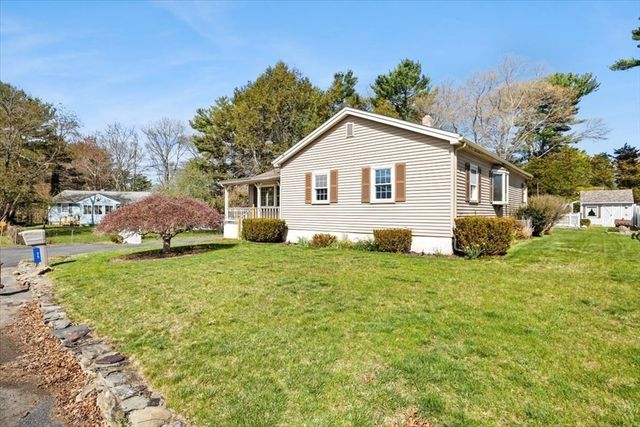 25 Andrew Ave, Taunton, MA 02780