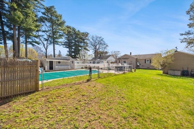 25 Andrew Ave, Taunton, MA 02780