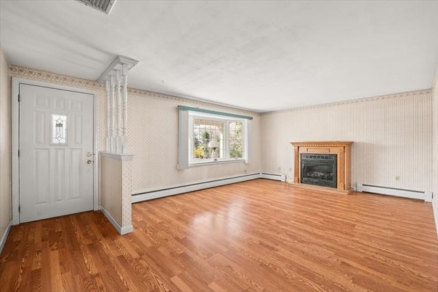 25 Andrew Ave, Taunton, MA 02780