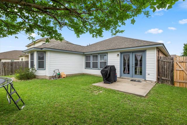 107 Jefferson CV, Elgin, TX 78621