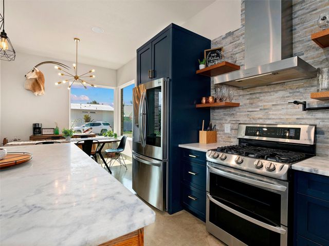 1136 Hauptstrasse, New Braunfels, TX 78130