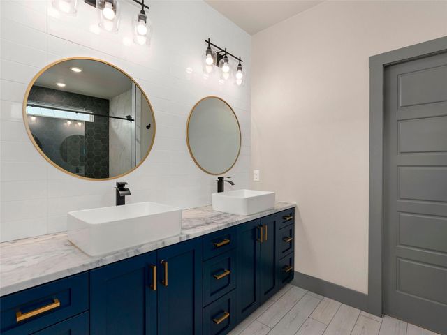 1136 Hauptstrasse, New Braunfels, TX 78130