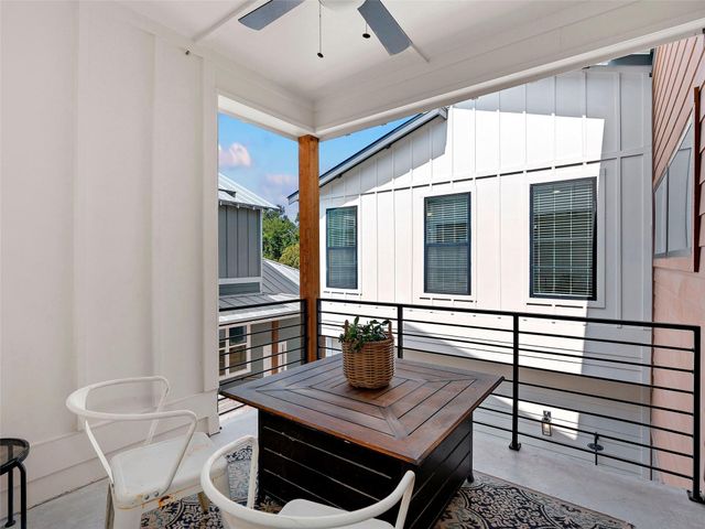 1136 Hauptstrasse, New Braunfels, TX 78130