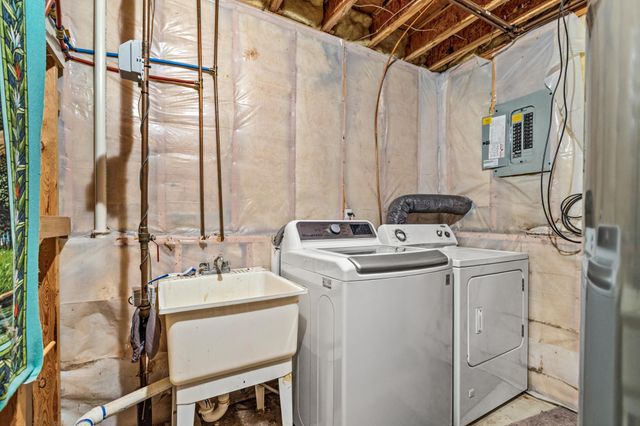 529 5th Avenue E, Shakopee, MN 55379