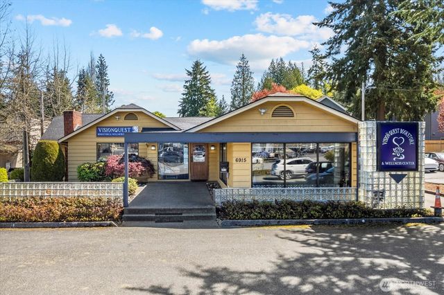 6915 Evergreen Way, Everett, WA 98203