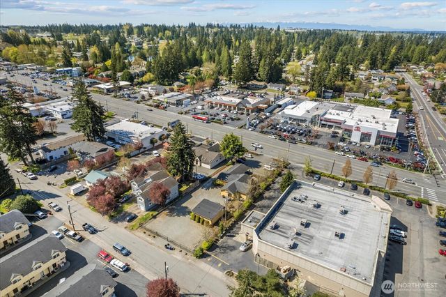 6915 Evergreen Way, Everett, WA 98203