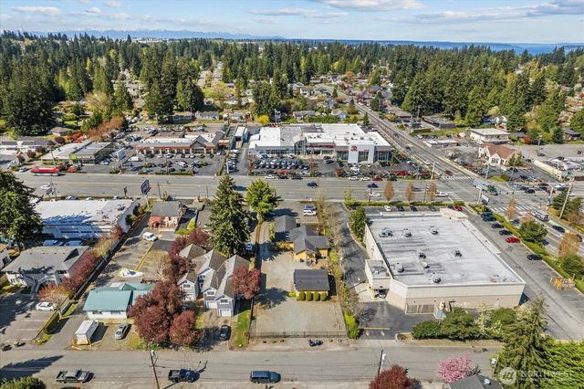 6915 Evergreen Way, Everett, WA 98203