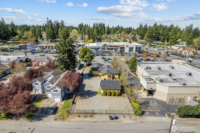 6915 Evergreen Way, Everett, WA 98203