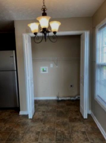1351 Whitt Ln, Clarksville, TN 37042