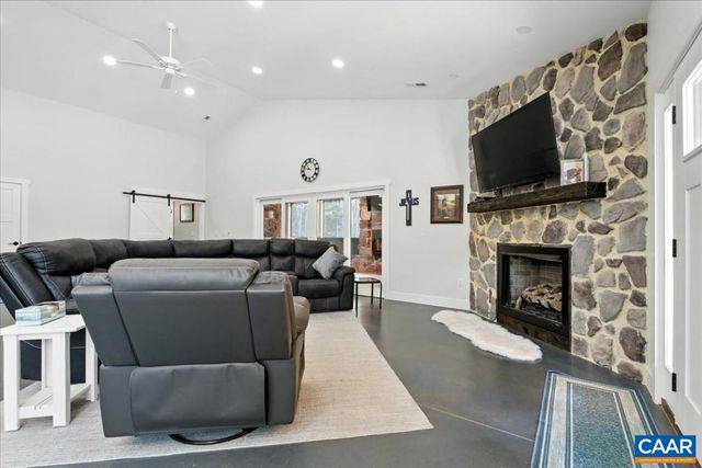 1568 BENT CREEK RD, Concord, VA 24538