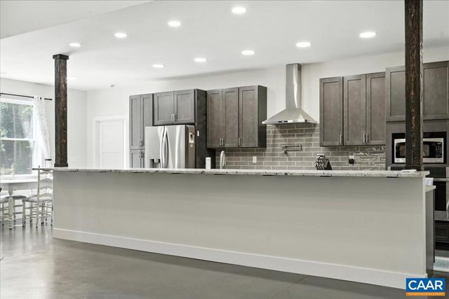 1568 BENT CREEK RD, Concord, VA 24538