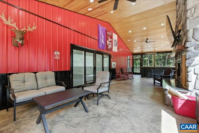 1568 BENT CREEK RD, Concord, VA 24538