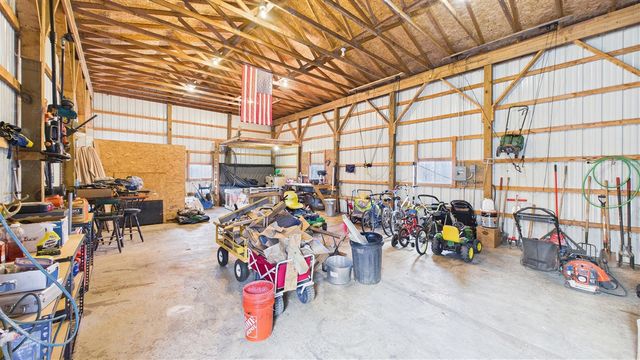 10345 Red Oak Ridge, Howard City, MI 49329