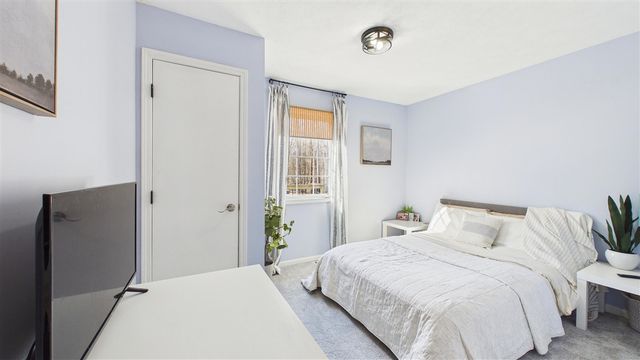 10345 Red Oak Ridge, Howard City, MI 49329