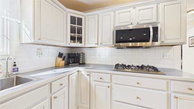 10345 Red Oak Ridge, Howard City, MI 49329