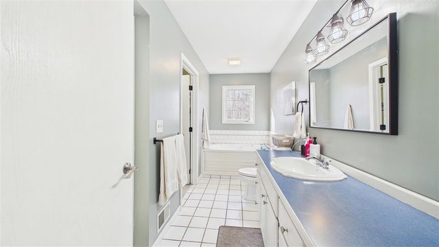 10345 Red Oak Ridge, Howard City, MI 49329