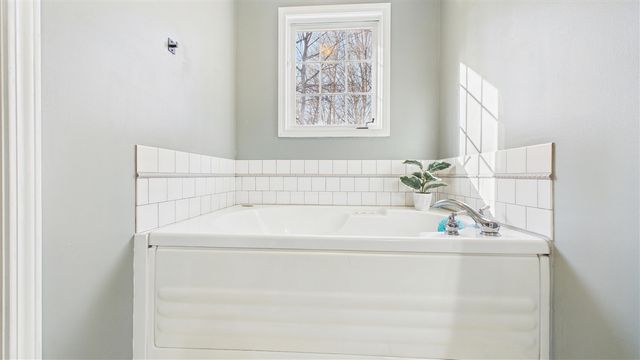 10345 Red Oak Ridge, Howard City, MI 49329