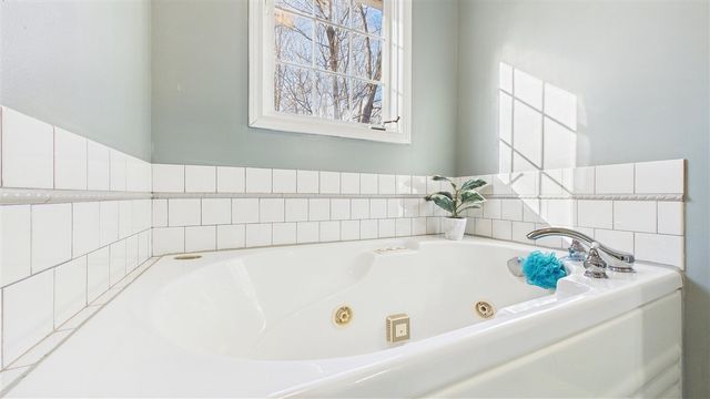 10345 Red Oak Ridge, Howard City, MI 49329