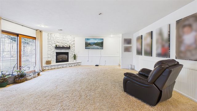 10345 Red Oak Ridge, Howard City, MI 49329