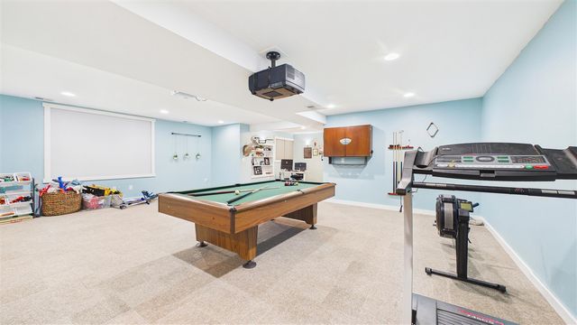 10345 Red Oak Ridge, Howard City, MI 49329