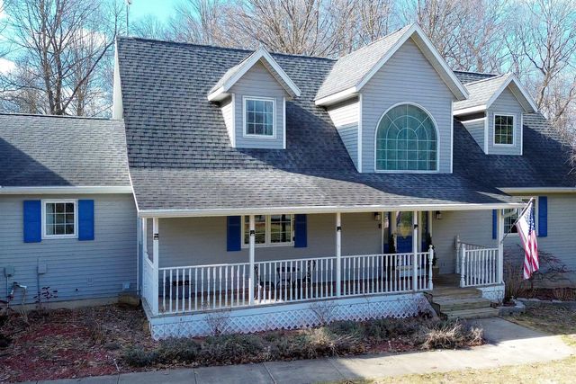 10345 Red Oak Ridge, Howard City, MI 49329