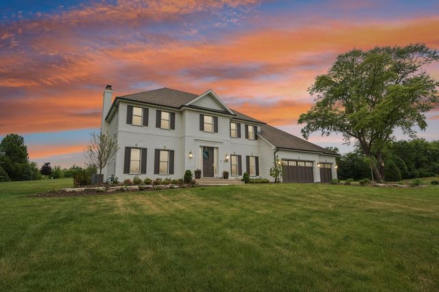 5N619 Farrier Point Lane, St. Charles, IL 60175