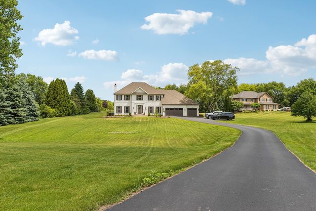 5N619 Farrier Point Lane, St. Charles, IL 60175
