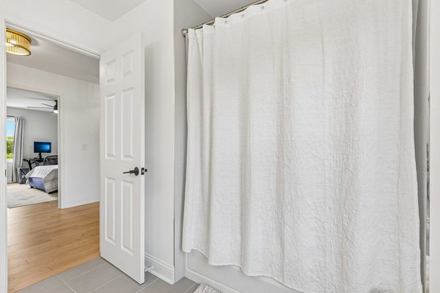 5N619 Farrier Point Lane, St. Charles, IL 60175