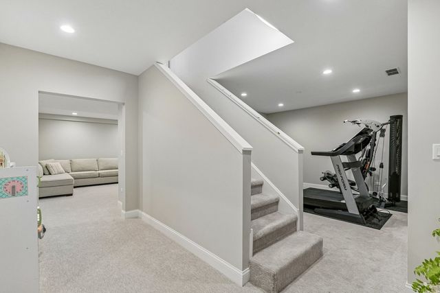 5N619 Farrier Point Lane, St. Charles, IL 60175