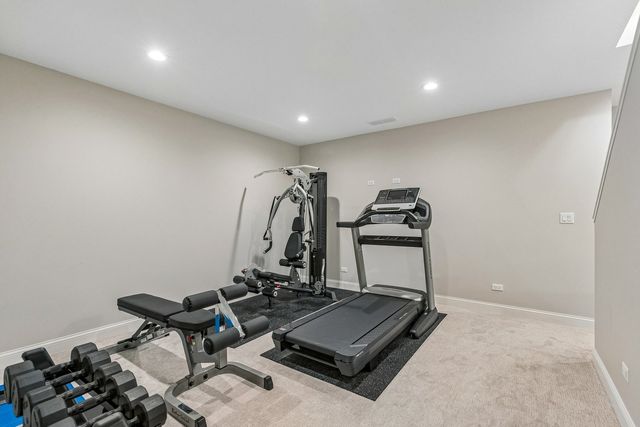 5N619 Farrier Point Lane, St. Charles, IL 60175