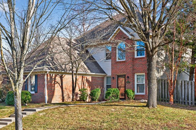 3768 White Pine Drive, Lexington, KY 40514