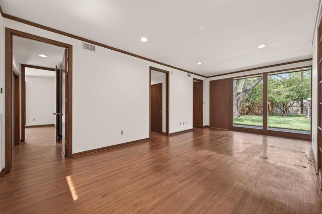 10614 Fairlane Drive, Houston, TX 77024