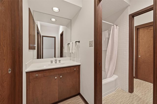 10614 Fairlane Drive, Houston, TX 77024