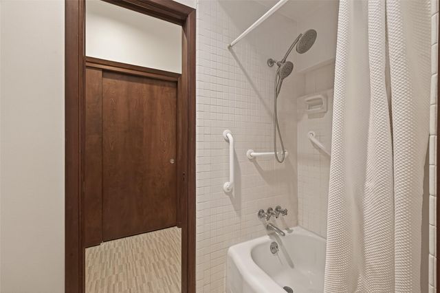 10614 Fairlane Drive, Houston, TX 77024