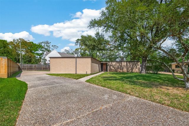 10614 Fairlane Drive, Houston, TX 77024