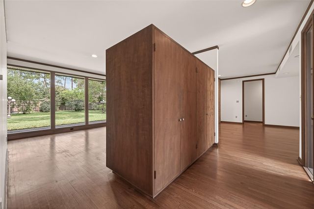 10614 Fairlane Drive, Houston, TX 77024