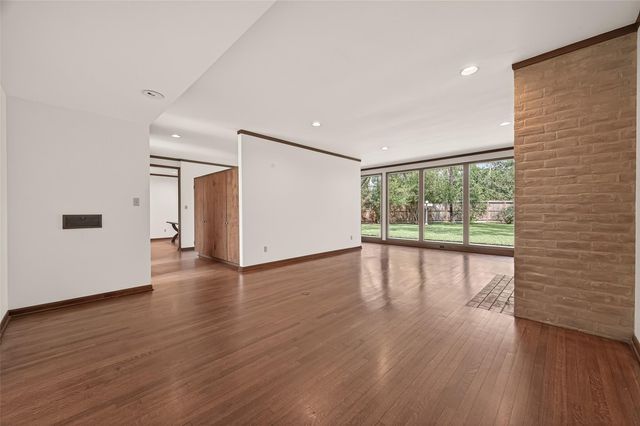 10614 Fairlane Drive, Houston, TX 77024