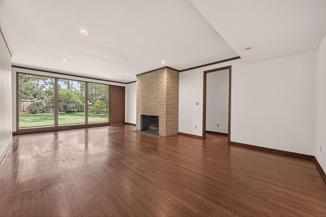 10614 Fairlane Drive, Houston, TX 77024