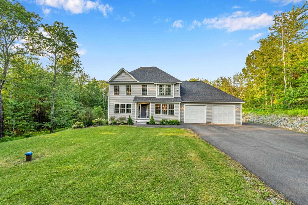 27 Westbrook Drive, New Ipswich, NH 03071