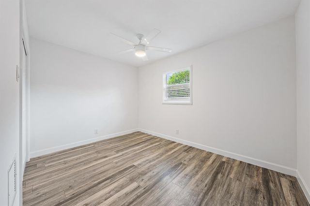 19144 SE Arnold Drive, Tequesta, FL 33469