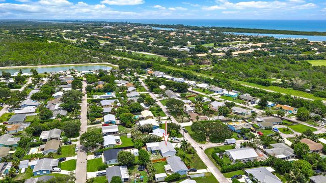 19144 SE Arnold Drive, Tequesta, FL 33469
