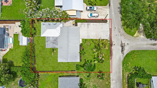 19144 SE Arnold Drive, Tequesta, FL 33469