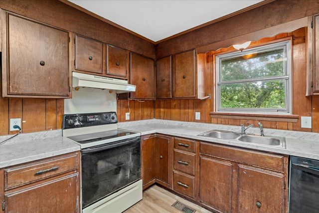 49 Dee Vue Lane, Rossville, GA 30741